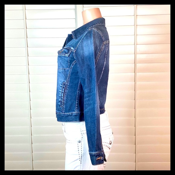 Victoria’s Secret London Jean Denim Distressed Jacket - Picture 2 of 7